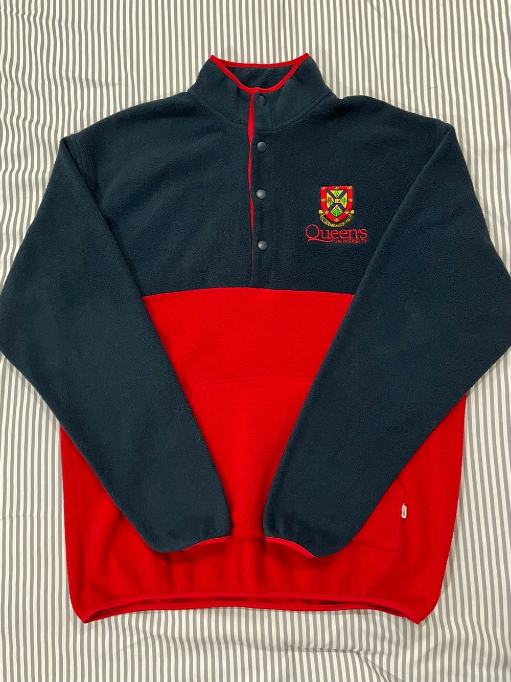 Queen’s University Navy and Red Quarter-Snap Fleece Pullover